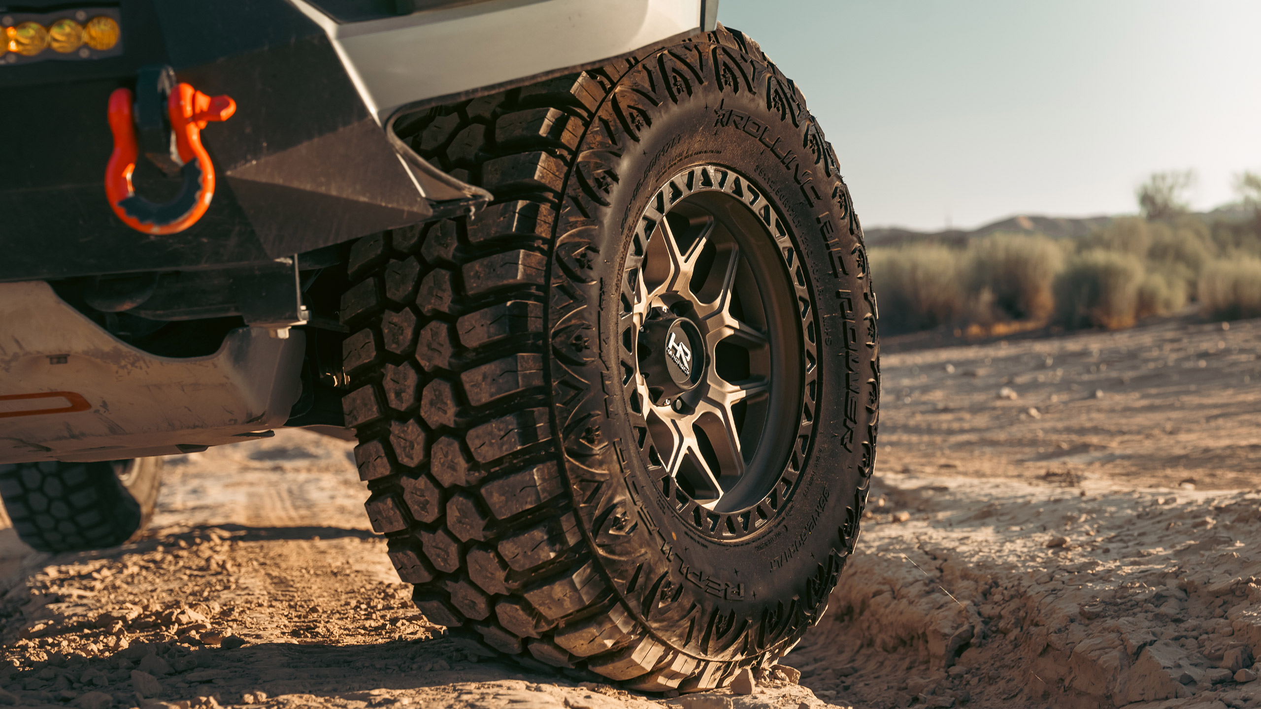 tight shot of hardrock offroad h107