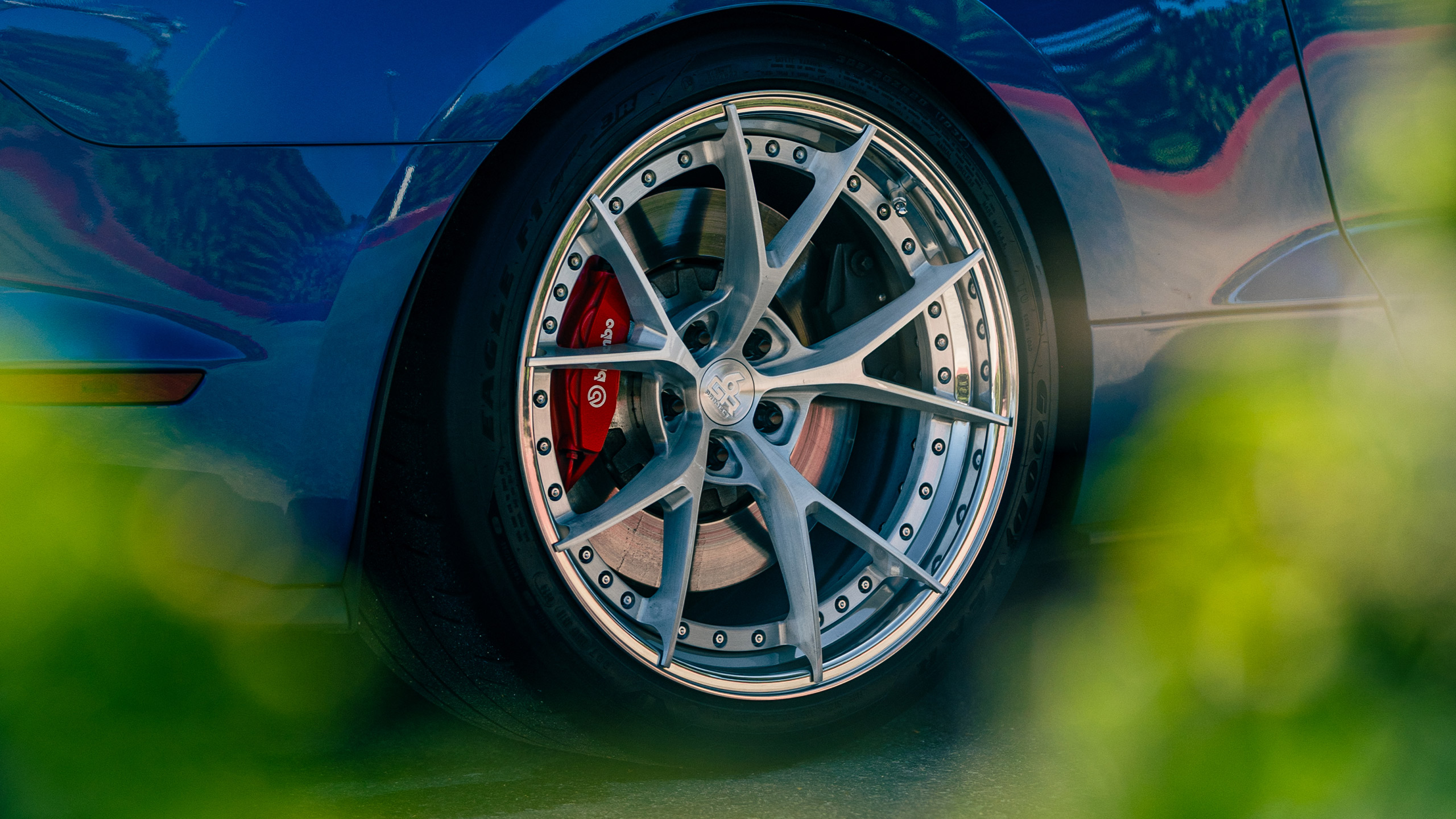 tight shot of brushed aluminum project 6gr ten r 2pc wheel