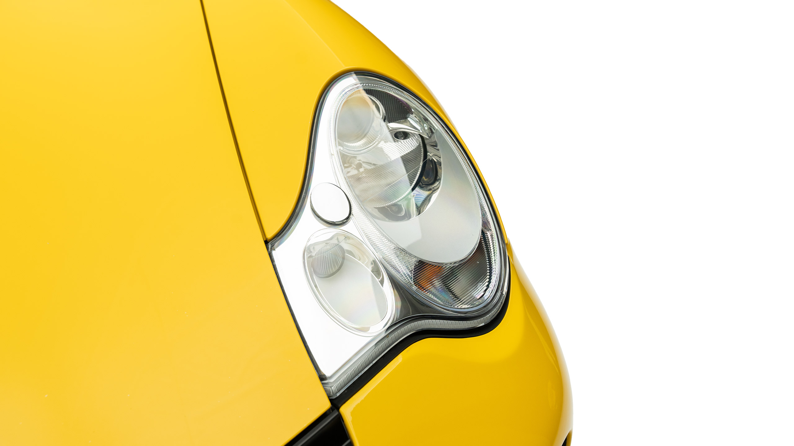 speed yellow 996 911 gt2 studio shoot