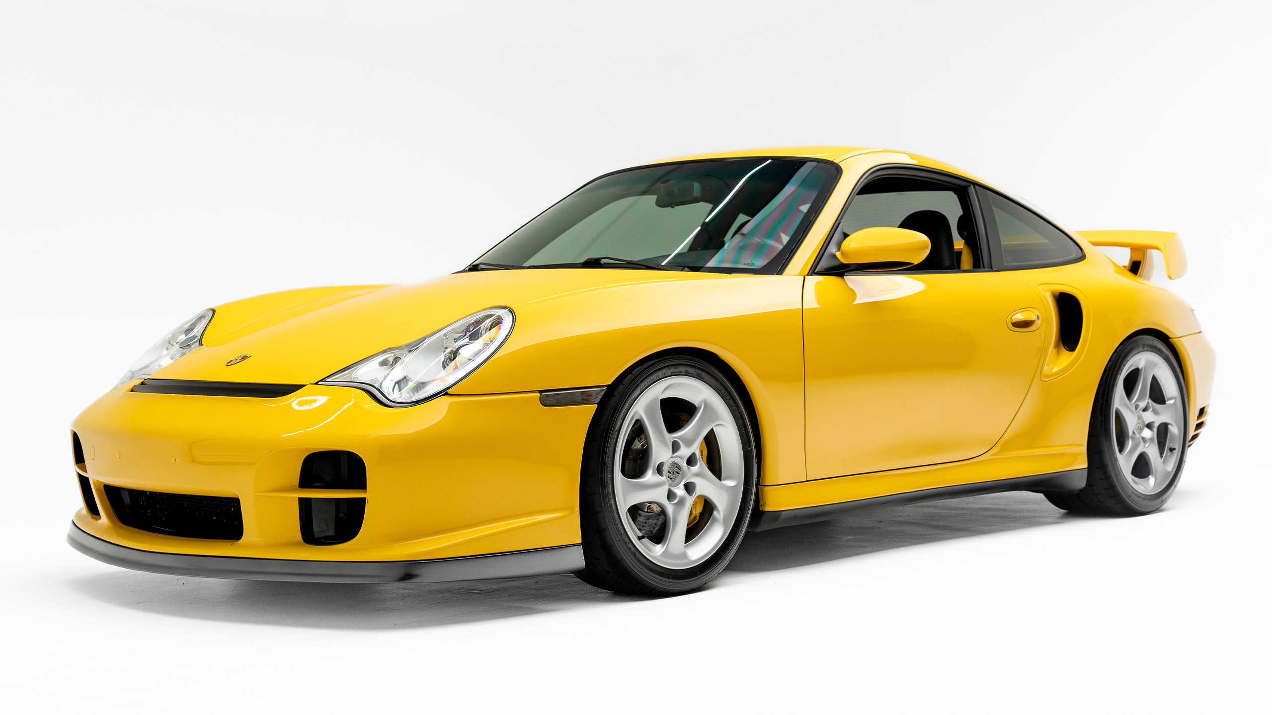 speed yellow 996 911 gt2 studio shoot hero